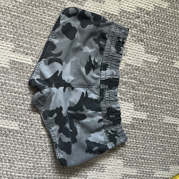 Reversible Hurley board shorts - Picture 7 of 7